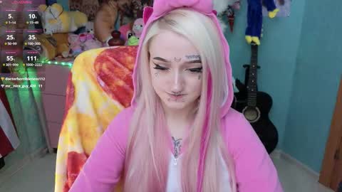 Manuela online show from November 24, 4:55 am