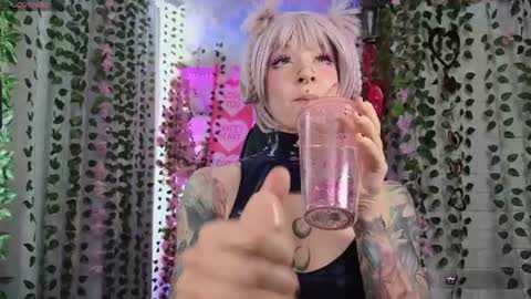 Sasha online show from June 19, 9:15 am
