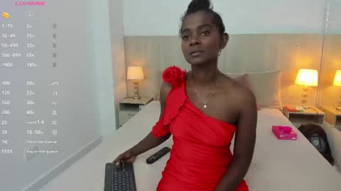 Mara Sinclair online show from June 28, 7:21 pm