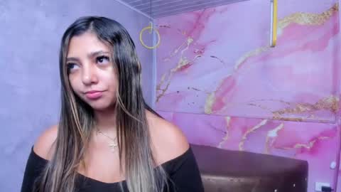 Maraluna online show from May 4, 11:50 am