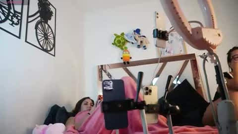 MARCE AND ..... online show from November 20, 2:21 am