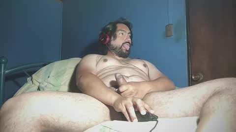 Snapshot of marcelon95 chatting on October 28, 4:02 am marcelon95 online show from October 28, 4:02 am