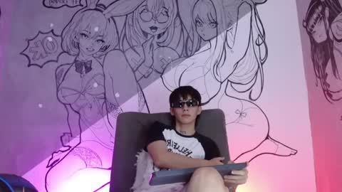 marco_777_ online show from April 23, 6:42 pm