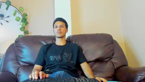 marcus_jeron online show from August 1, 10:00 pm
