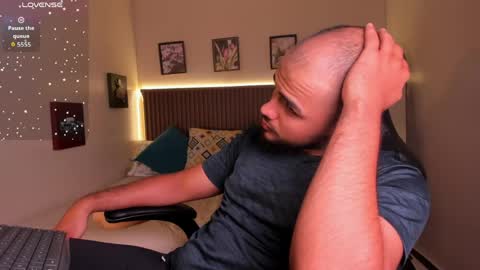 marcus_soler online show from April 28, 2:32 pm