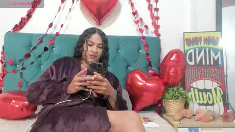 marfilastrom online show from February 18, 2:39 pm