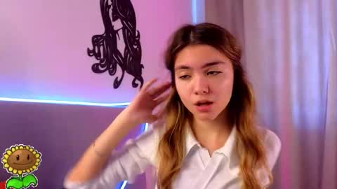 Call me Margie33 online show from March 12, 9:02 am