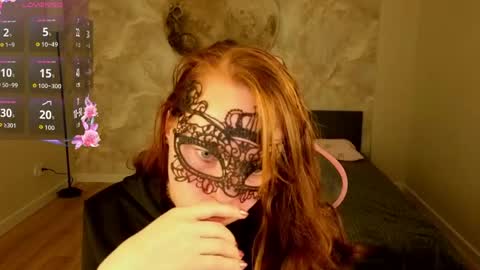 Margo Kellly online show from May 15, 2:09 am