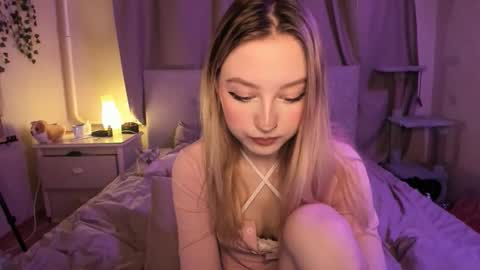 Margo online show from February 8, 8:01 pm