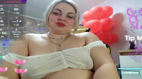 Mari online show from March 4, 6:39 pm