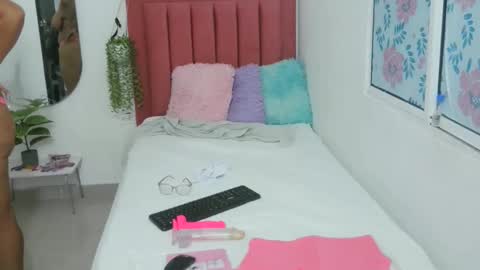 mari_curls online show from October 26, 8:04 am