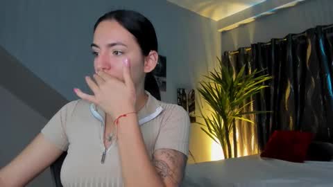 mari_salgado online show from September 12, 2:08 pm