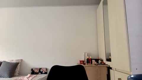 maria441958 online show from March 15, 1:36 pm