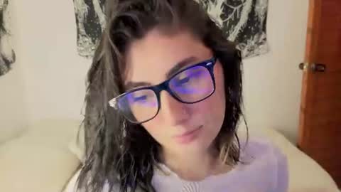 Maria online show from June 18, 9:42 pm