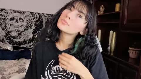 Maria online show from November 9, 7:49 pm