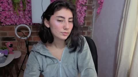 Maria online show from May 4, 7:31 pm
