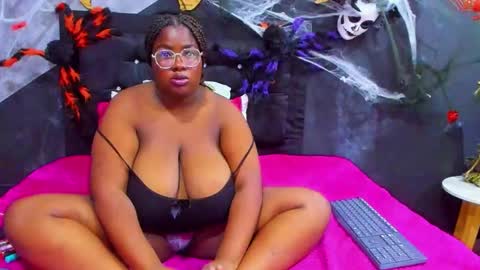  MARIAM online show from November 13, 1:47 pm