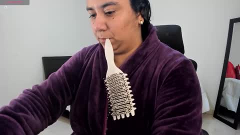   Mariam Castiblanco online show from February 23, 5:04 pm