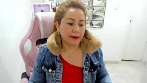 mariana01_m online show from June 25, 11:48 am