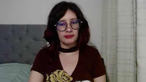 Mariana online show from February 5, 1:37 am