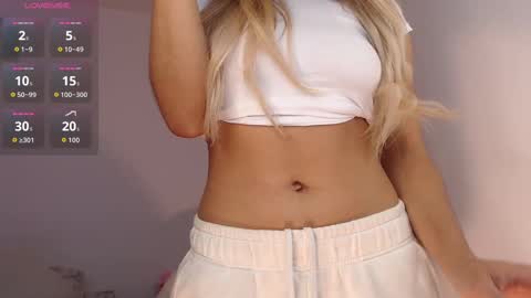 Snapshot of mariana_es chatting on October 23, 4:52 pm Mariana online show from October 23, 4:52 pm