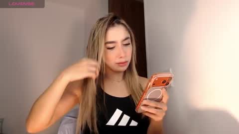Mariana online show from August 4, 2:51 am