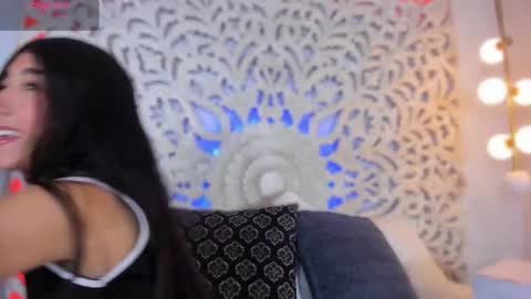 Mariana   online show from November 28, 5:20 pm