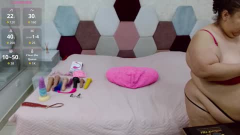 mariana online show from May 1, 8:58 pm