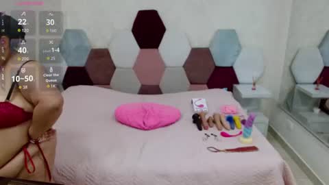 mariana online show from July 11, 6:55 pm