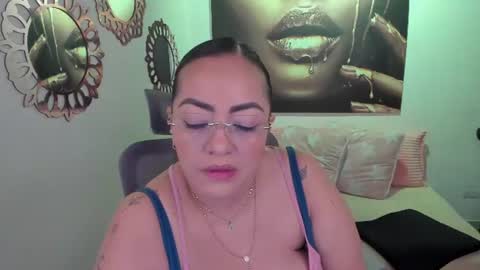 Mariana Lopez online show from July 14, 2:05 am