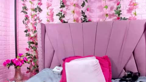 MarianaThomsop online show from March 6, 10:53 pm