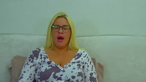 Maria online show from May 4, 7:09 pm