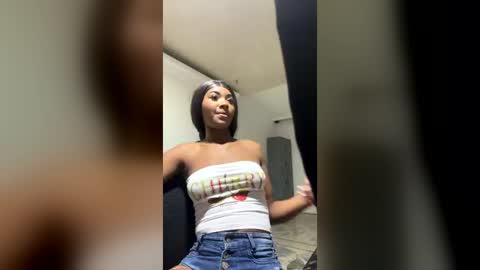 marianrosse online show from July 16, 6:33 pm