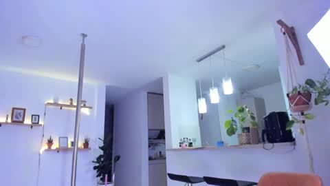 mariascarlett online show from March 4, 5:32 am