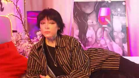 mariccarter online show from November 24, 7:51 am