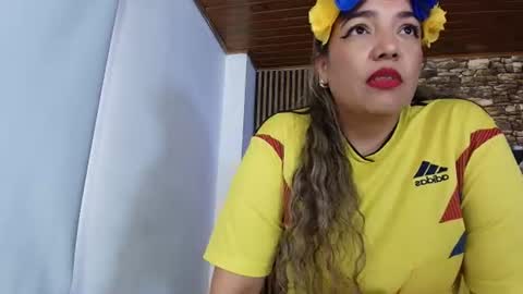 marie_hss online show from July 3, 9:41 pm