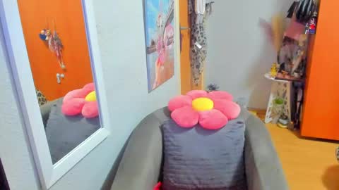 Marie   online show from February 28, 6:21 am