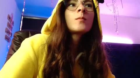 Mariie online show from January 10, 7:00 pm