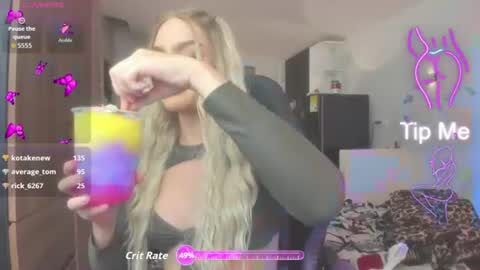 mariiahneedles online show from July 4, 3:54 am