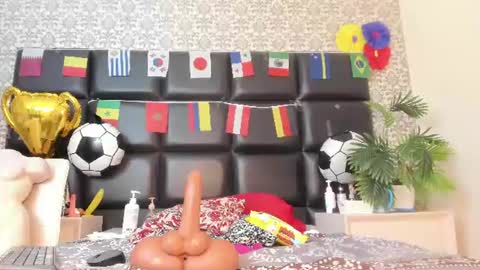 mariana online show from July 6, 3:03 pm