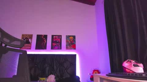 Snapshot of mariiana_hasper chatting on October 31, 5:41 am Mariana Hasper online show from October 31, 5:41 am