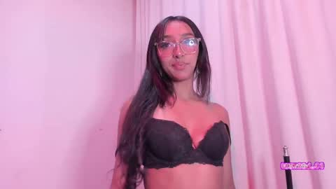 Snapshot of marijaneh chatting on February 25, 6:47 am Luna Dulk online show from February 25, 6:47 am