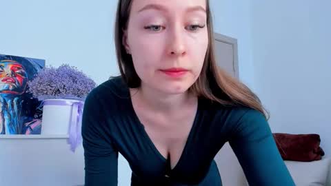 Snapshot of marilinal chatting on October 21, 7:46 am Marilina online show from October 21, 7:46 am