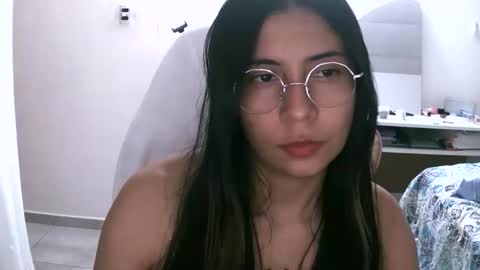 marilove40925 online show from November 10, 10:12 pm