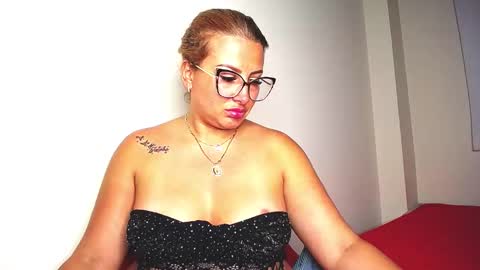 Marilyn Leon online show from October 1, 2:32 am