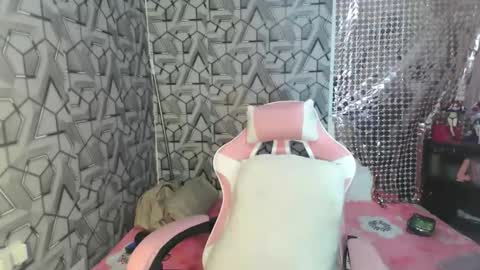 marimarxox1 online show from May 28, 12:03 pm
