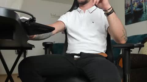 marioslim online show from July 11, 6:07 am