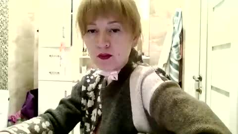 mariza_love359092 online show from May 1, 9:31 pm