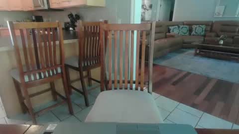 Mark online show from October 8, 7:09 pm