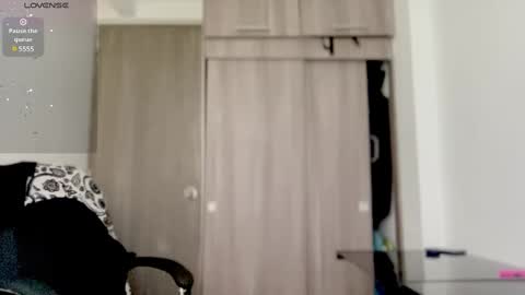 MODEL Mark Rut online show from February 18, 4:58 pm